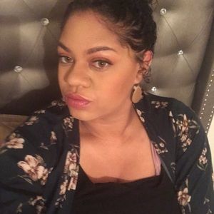 Meet your Posher, Jillian